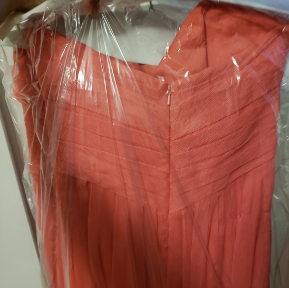 Coral bridesmaids dress (worn once) - Picture 3 of 3